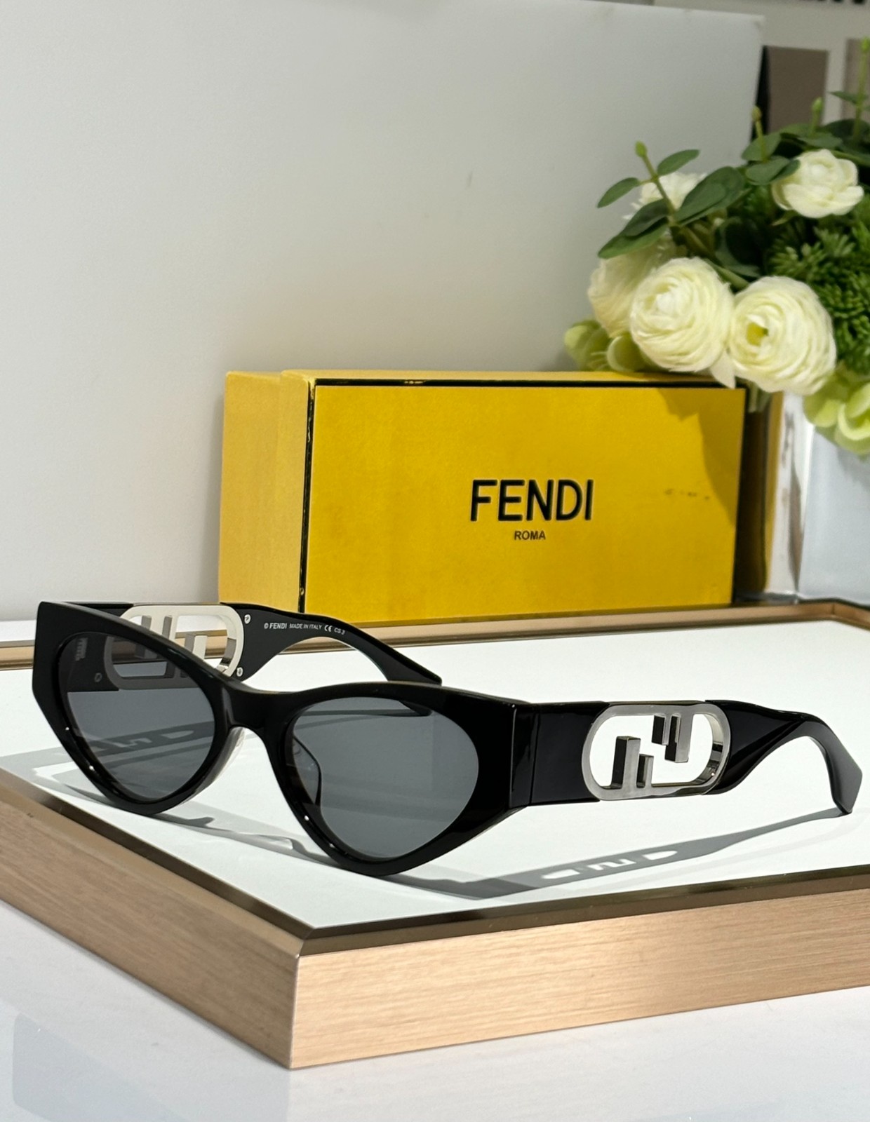 Fendi 01 glasses