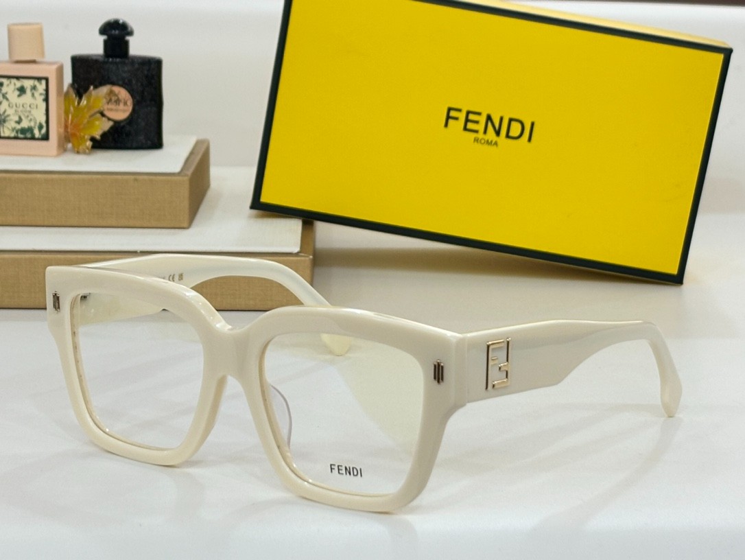 Fendi 01 glasses