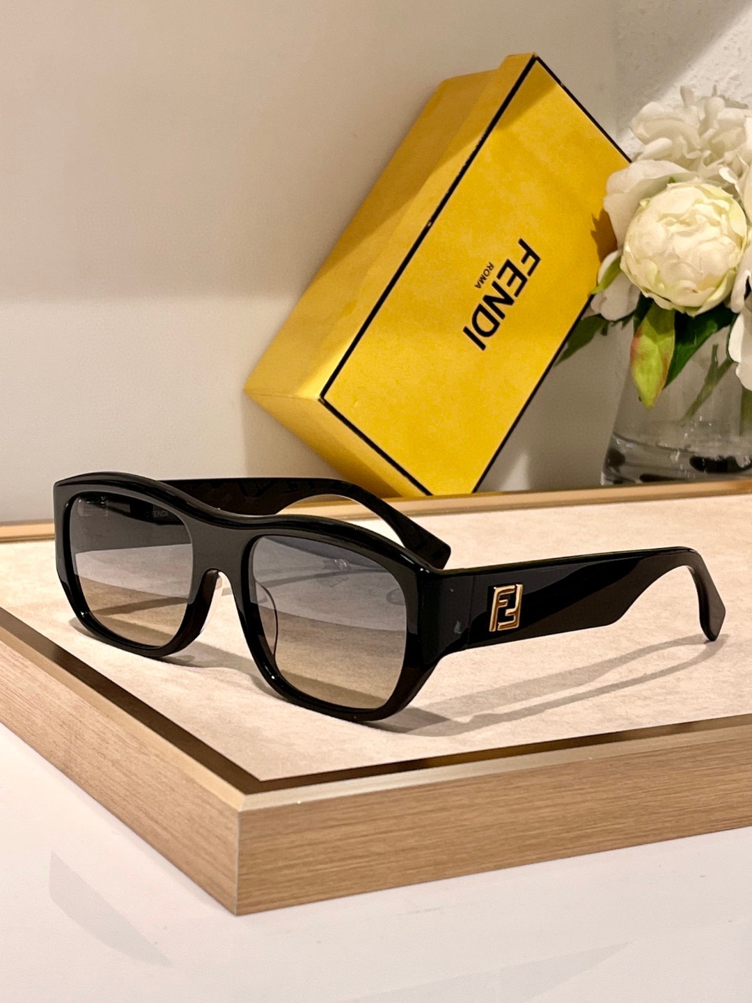 Fendi 01 glasses