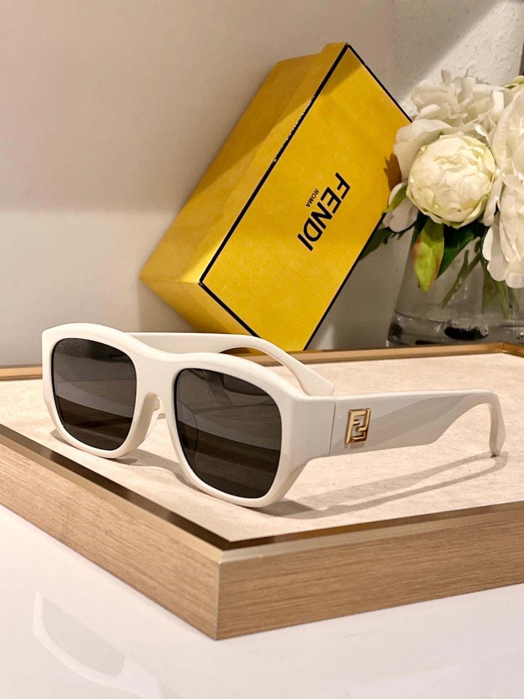Fendi 01 glasses