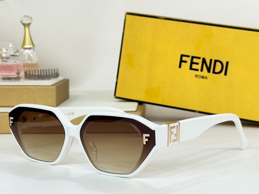 Fendi 01 glasses