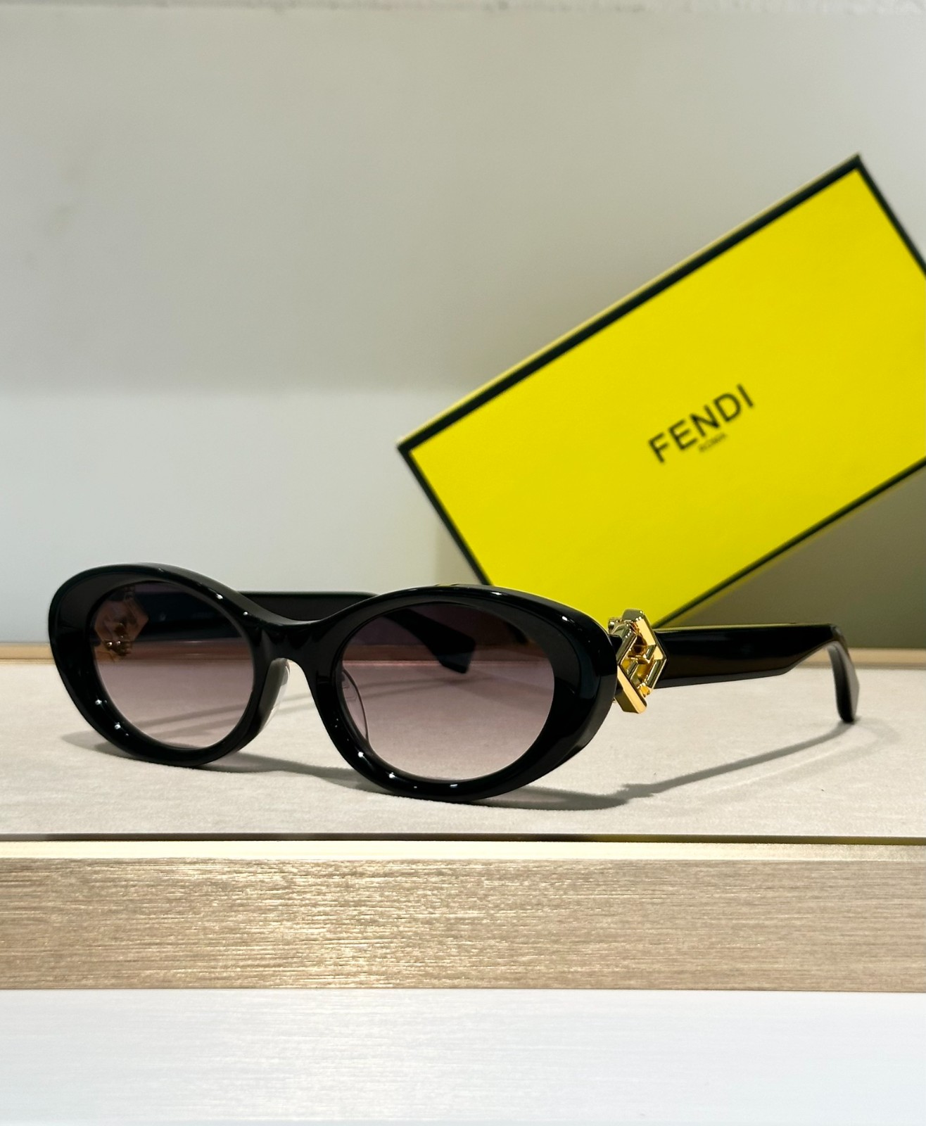 Fendi 01 glasses
