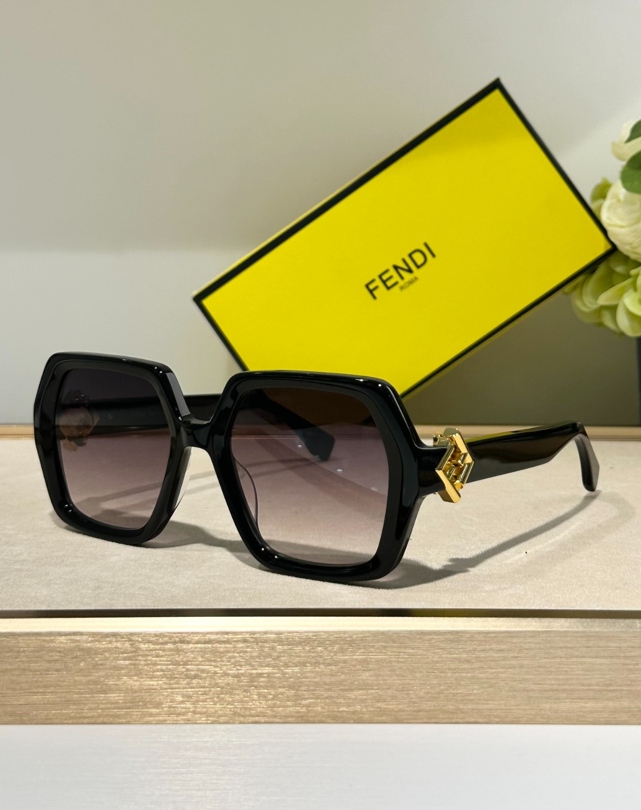 Fendi 01 glasses