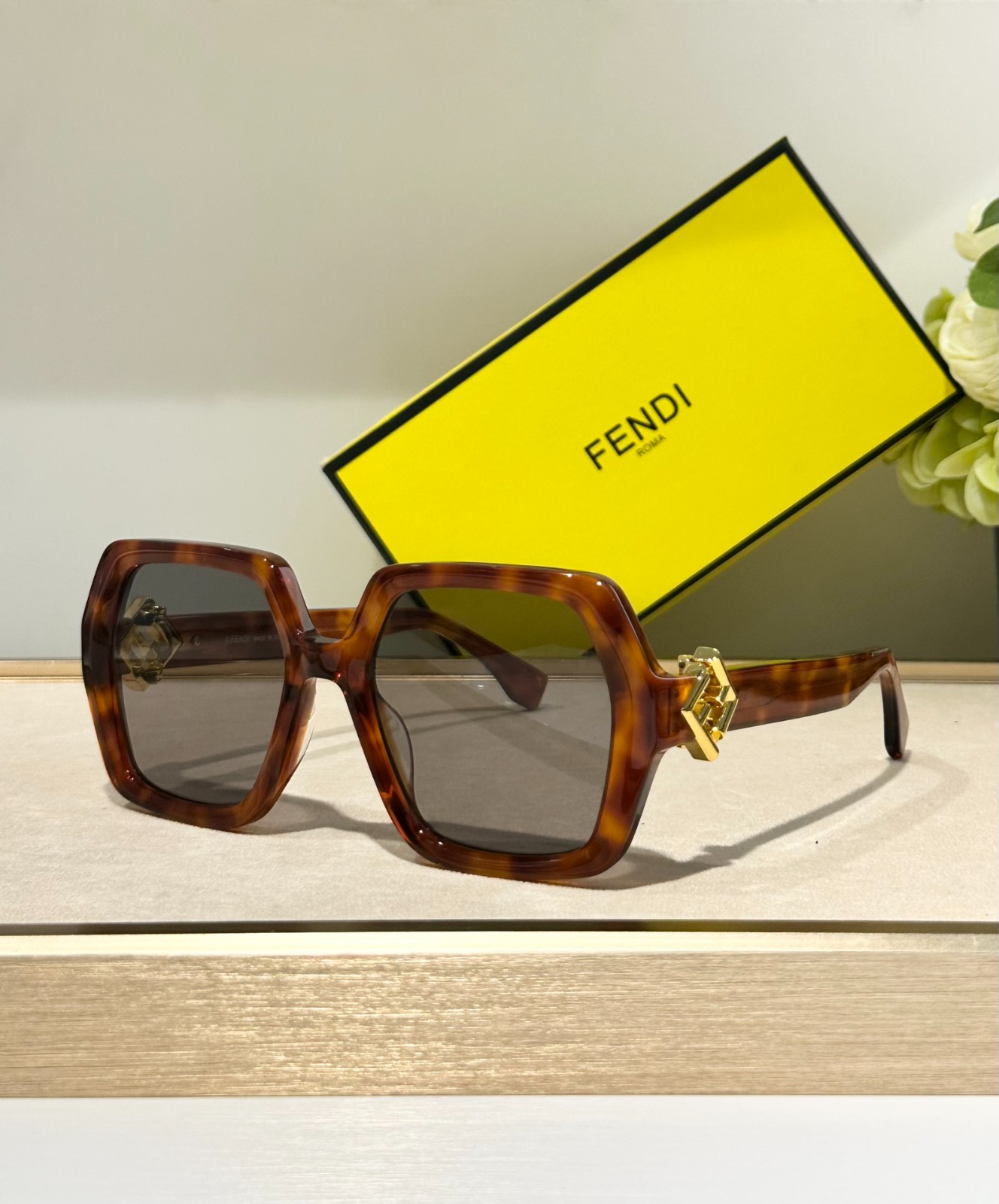 Fendi 01 glasses