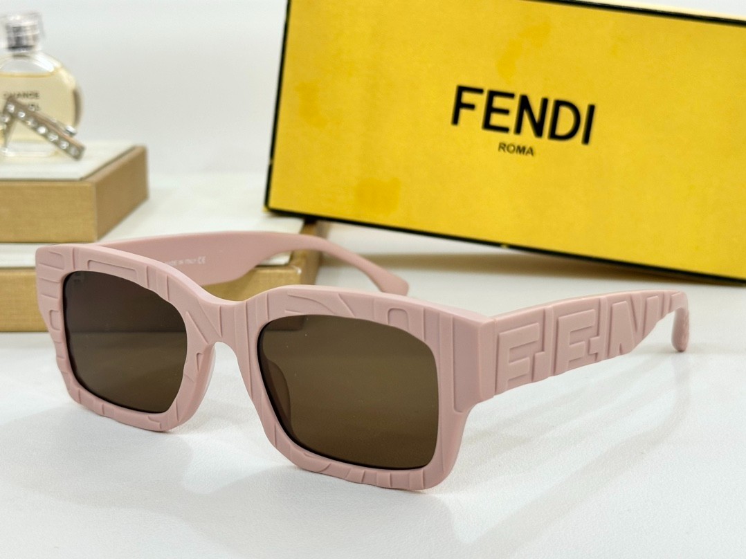 Fendi 01 glasses
