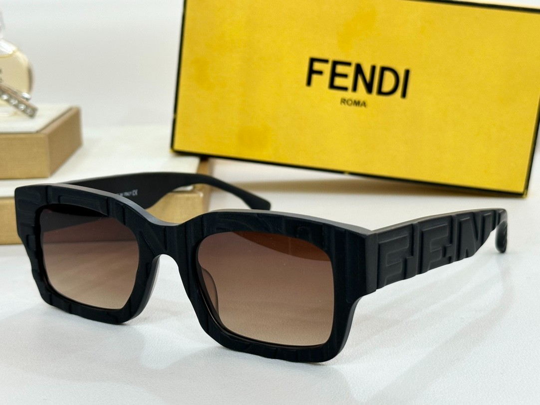 Fendi 01 glasses