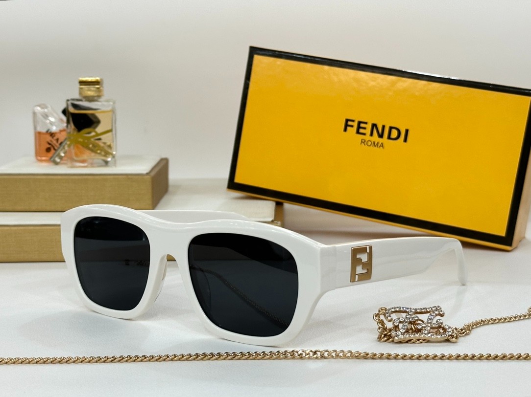 Fendi 01 glasses