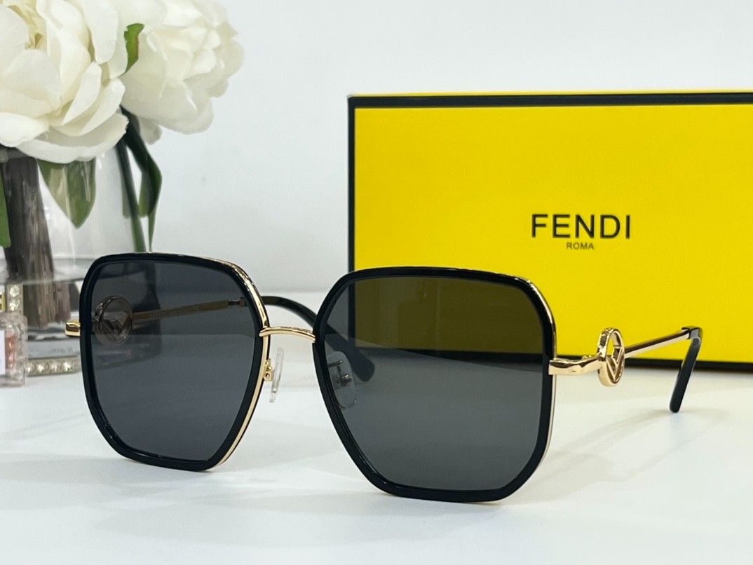 Fendi 01 glasses