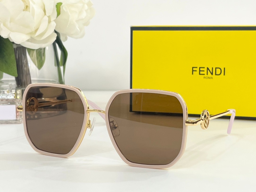 Fendi 01 glasses