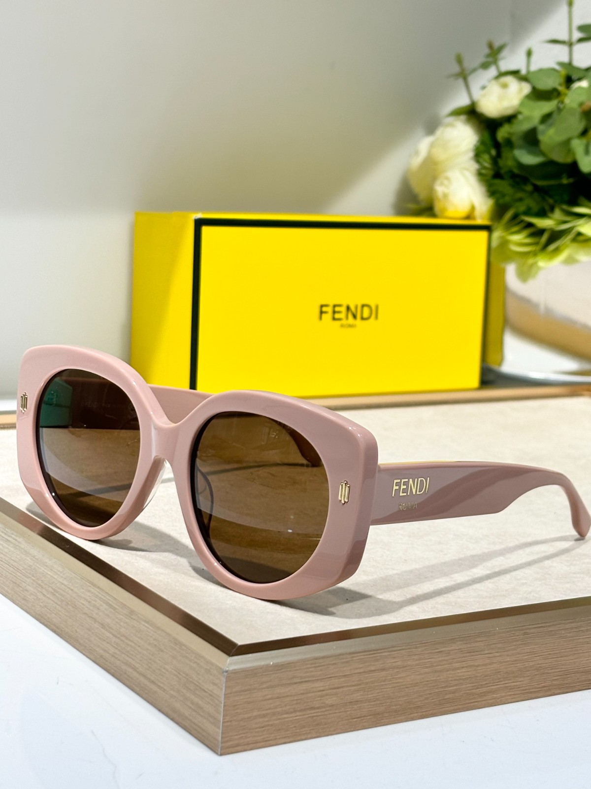 Fendi 01 glasses