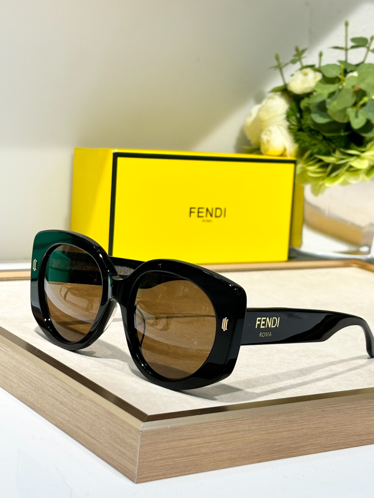 Fendi 01 glasses