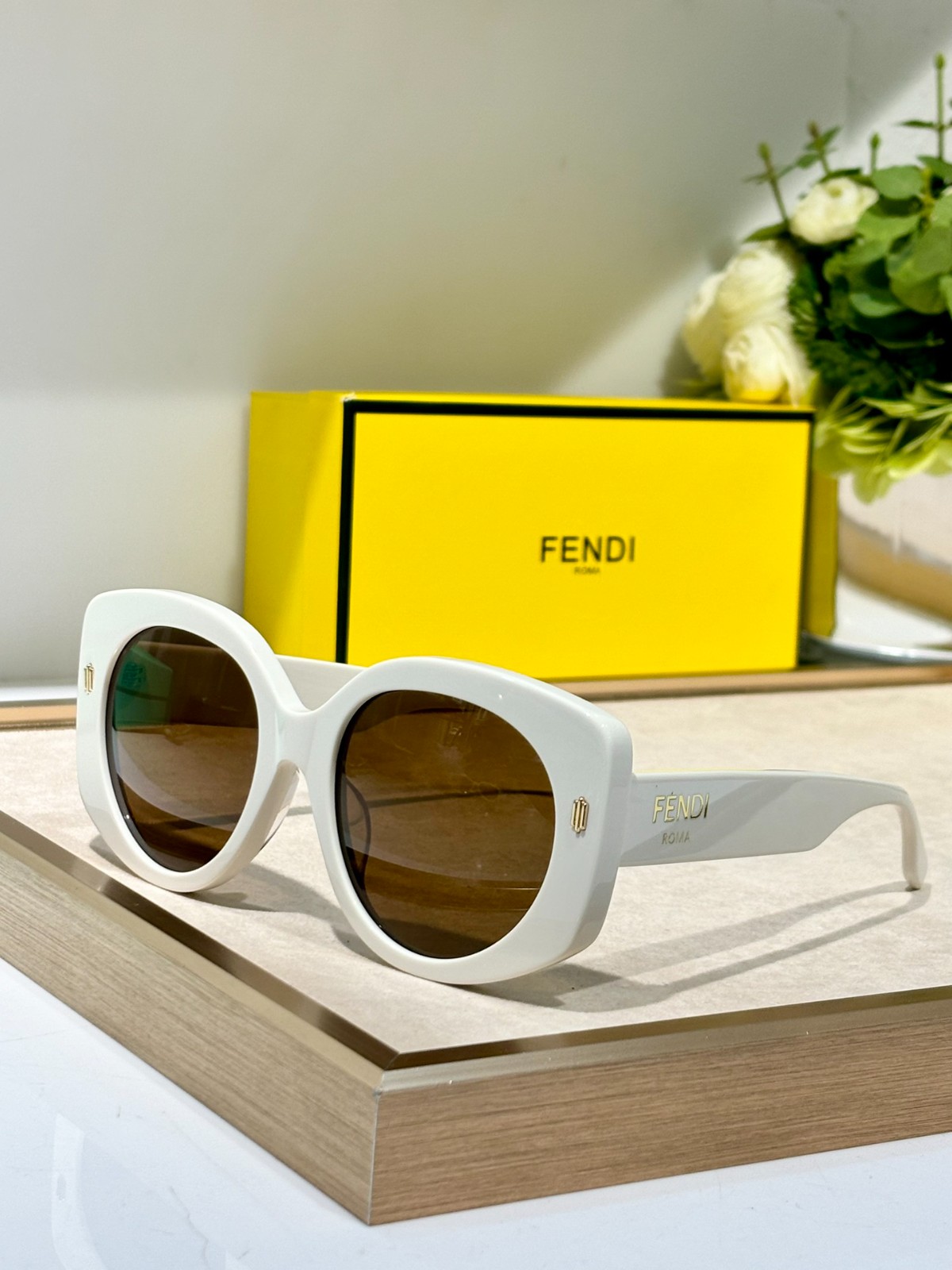 Fendi 01 glasses
