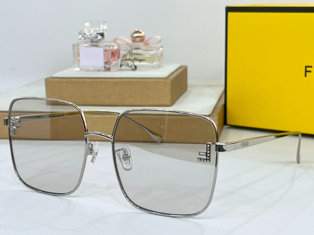 Fendi 01 glasses