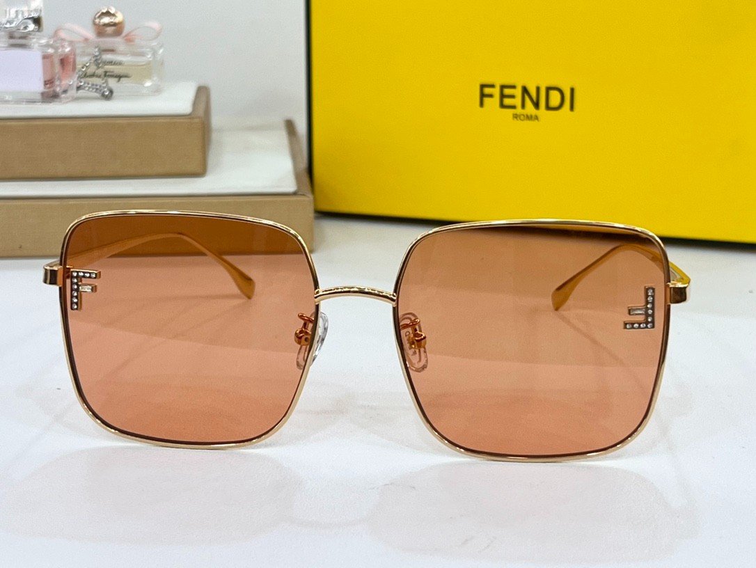 Fendi 01 glasses