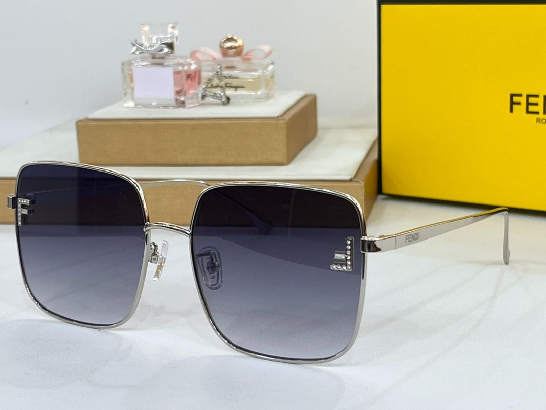 Fendi 01 glasses