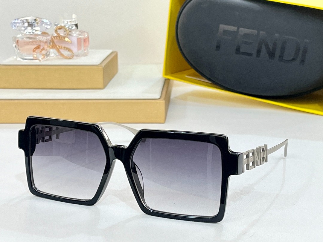 Fendi 01 glasses