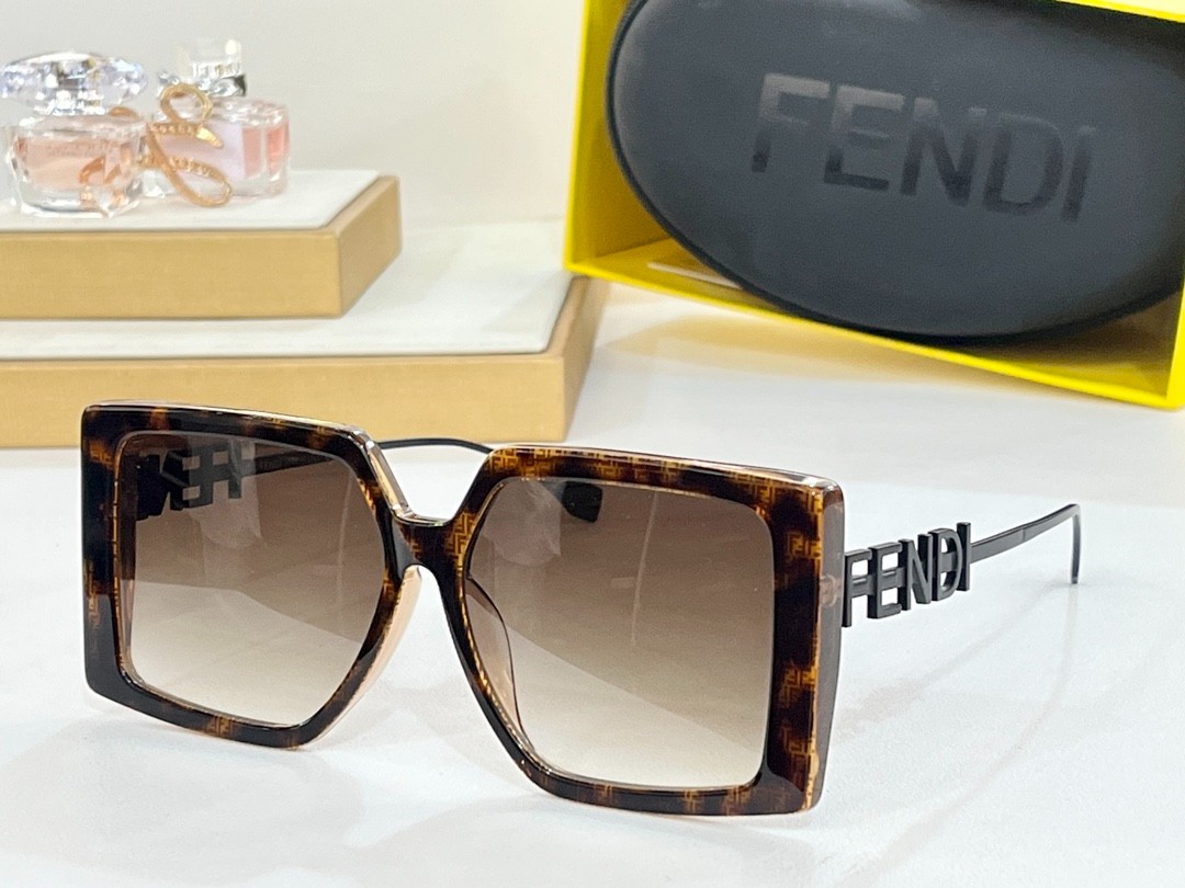 Fendi 01 glasses