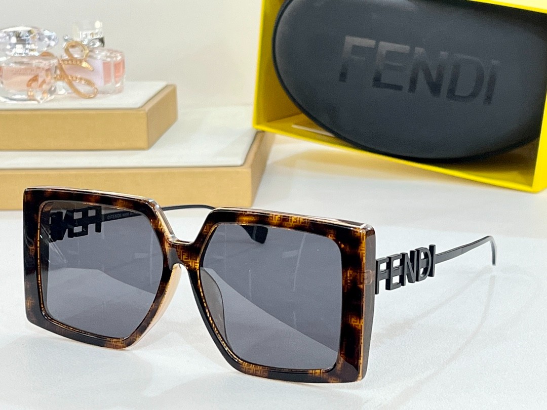 Fendi 01 glasses