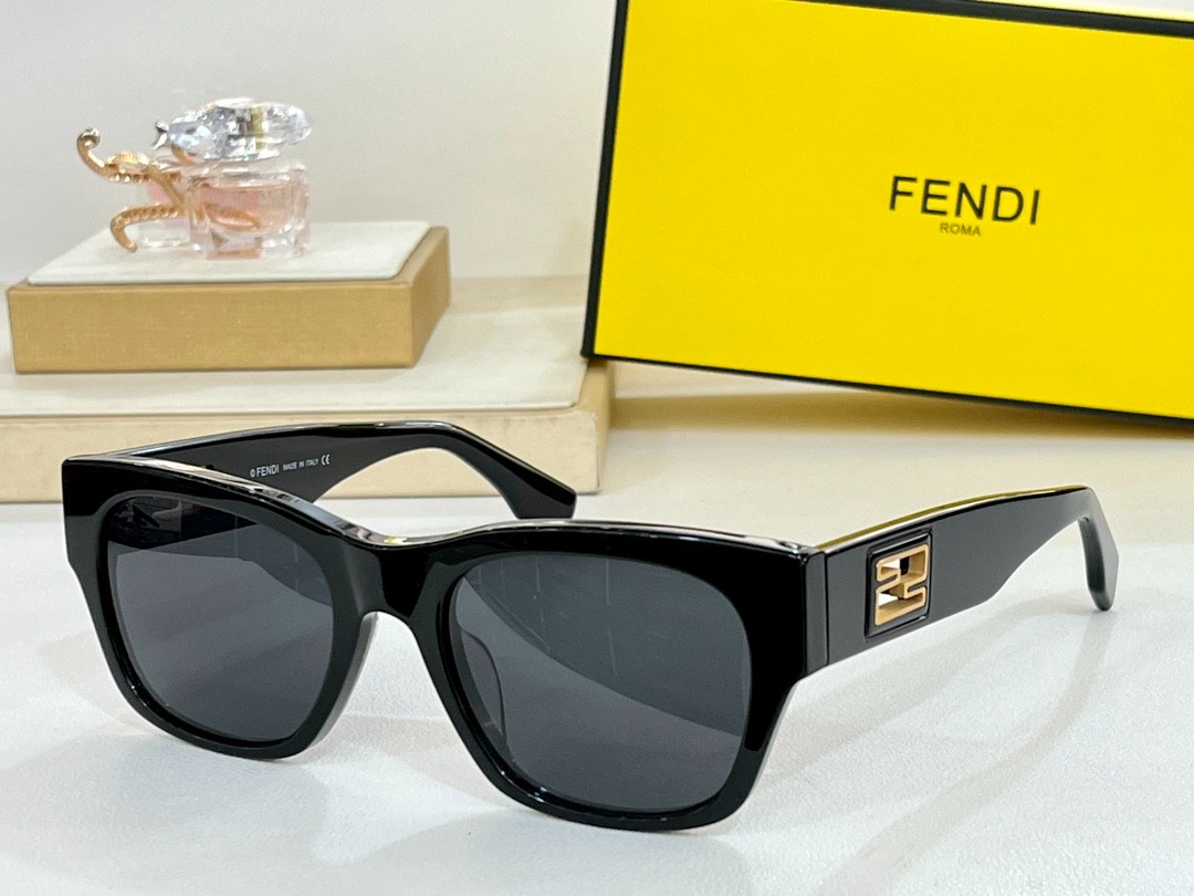 Fendi 01 glasses