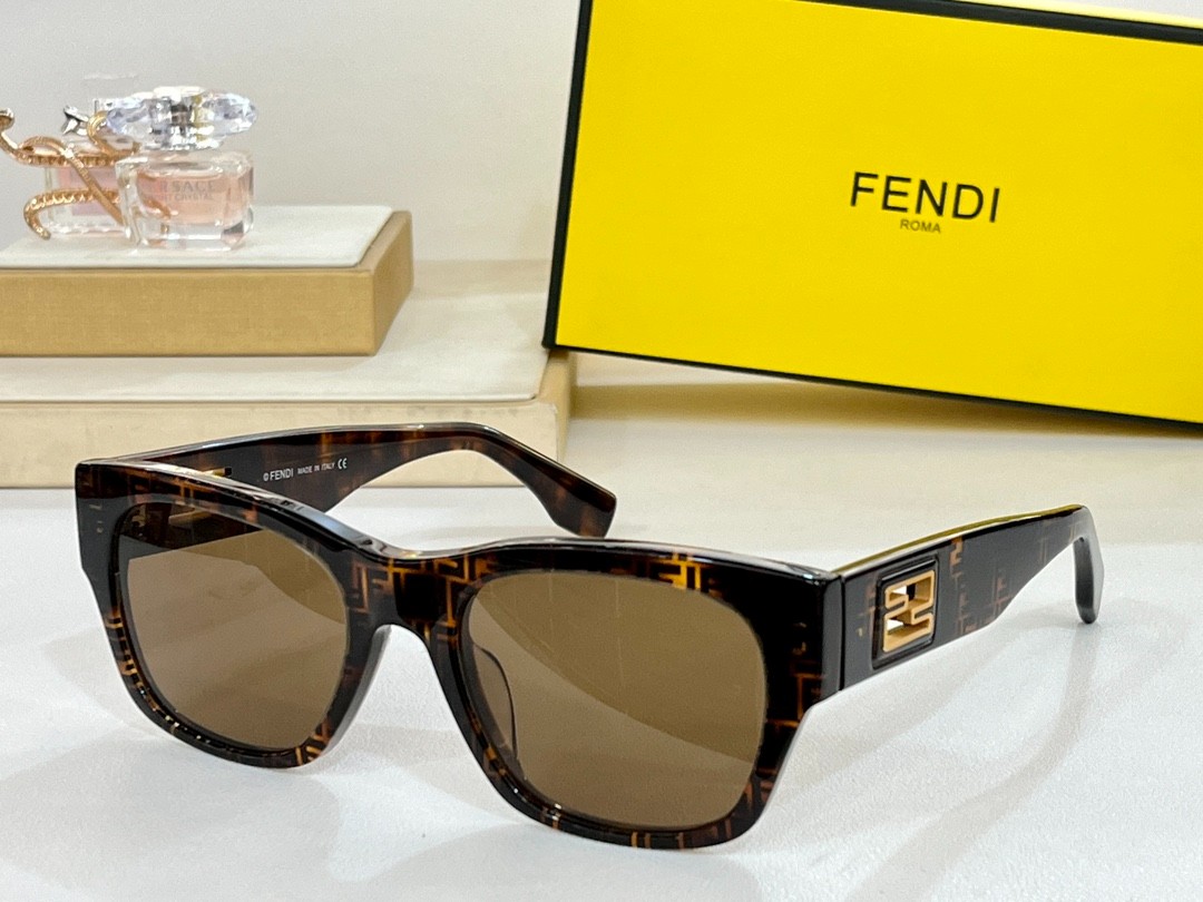 Fendi 01 glasses