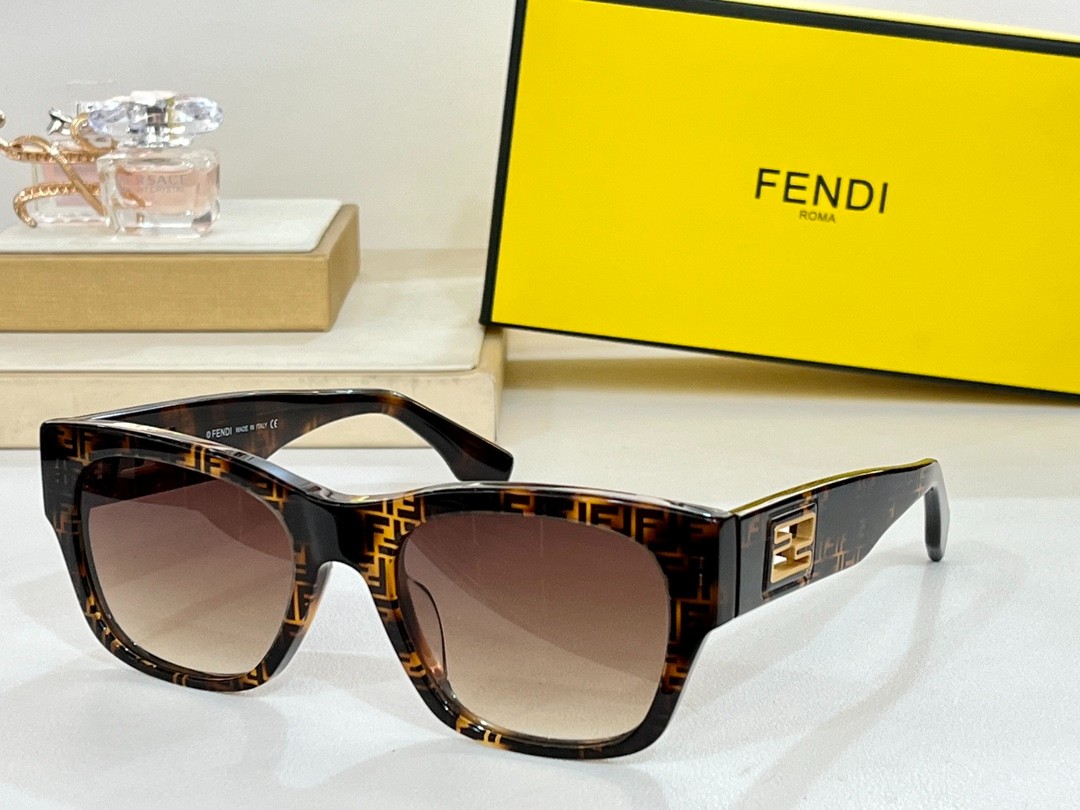 Fendi 01 glasses