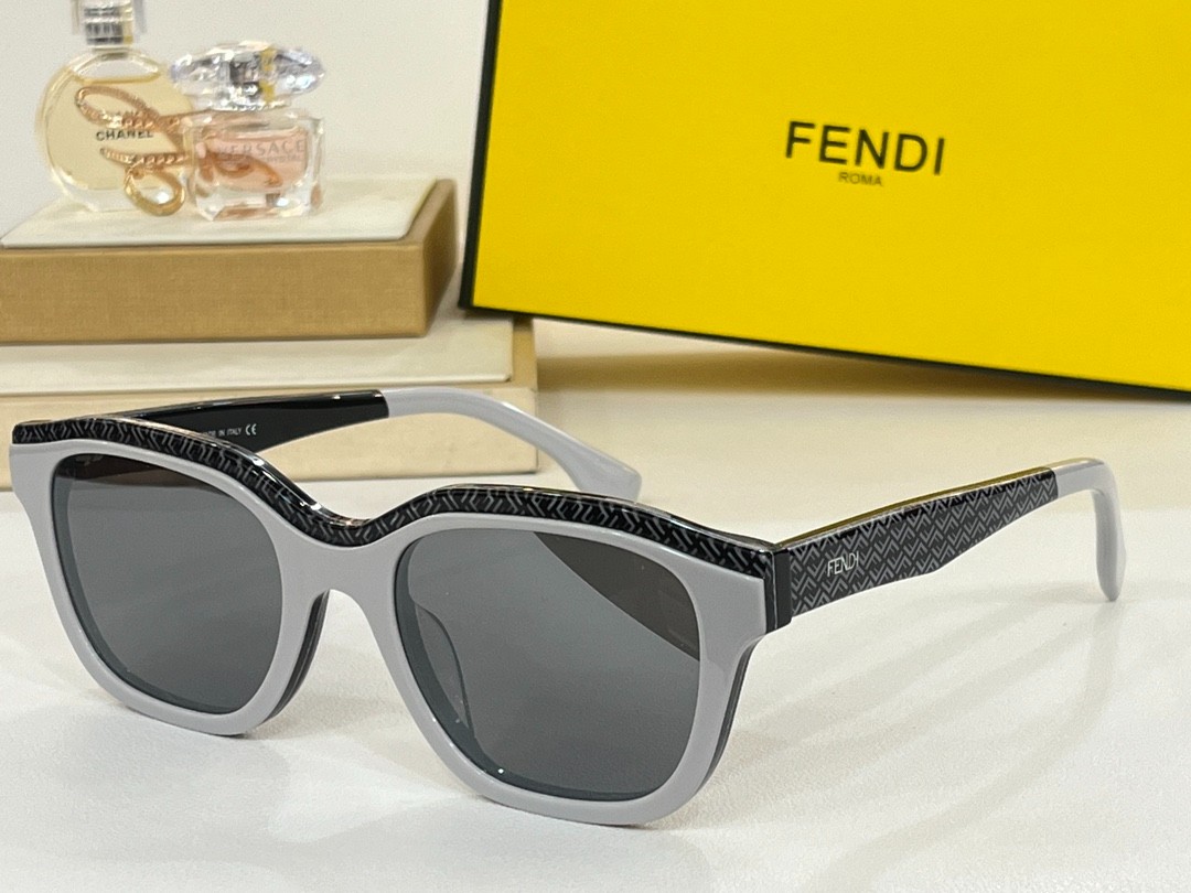 Fendi 01 glasses