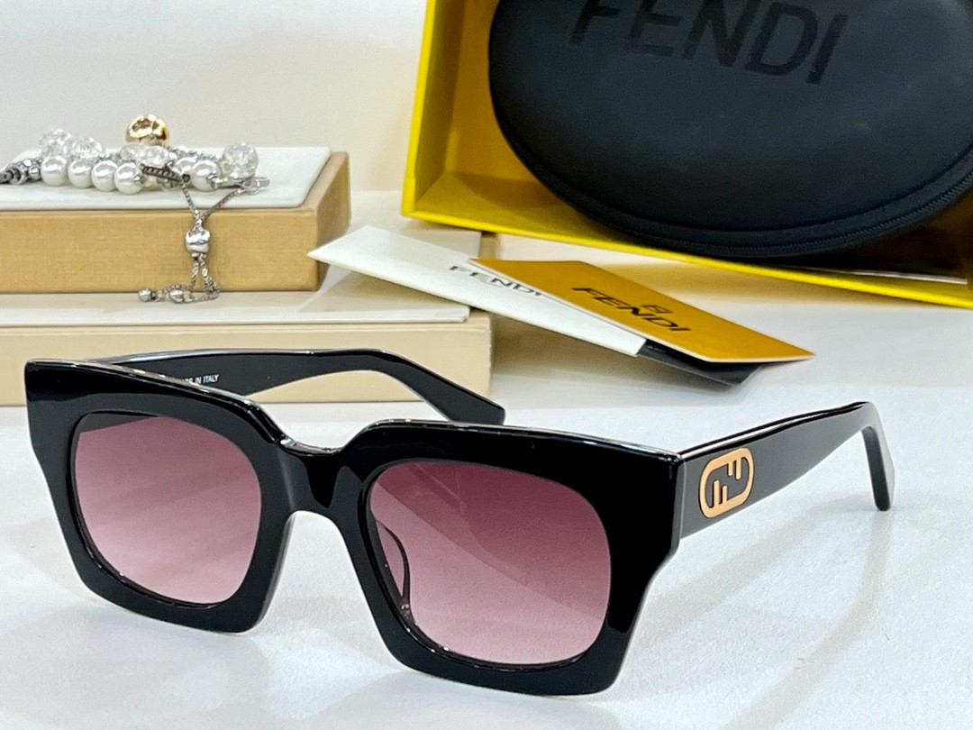 Fendi 01 glasses