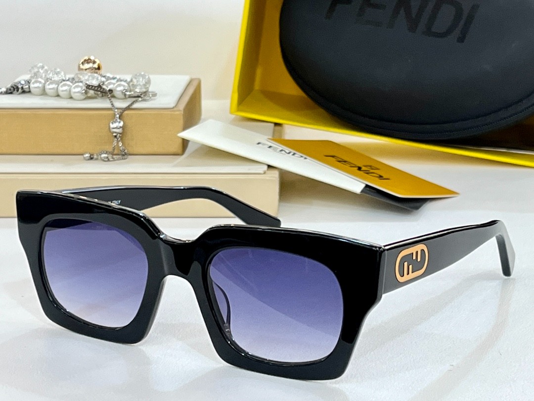 Fendi 01 glasses