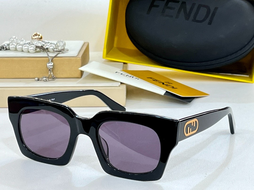 Fendi 01 glasses