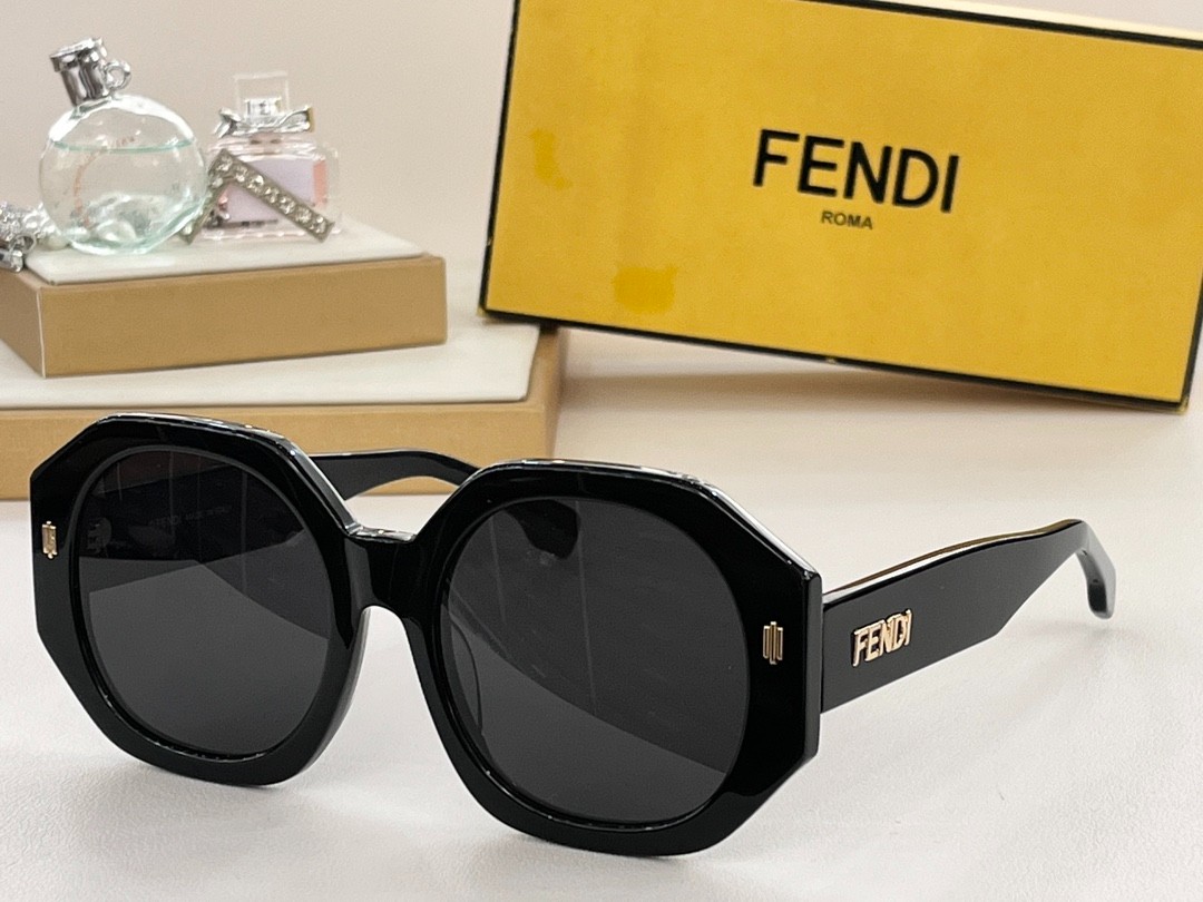 Fendi 01 glasses