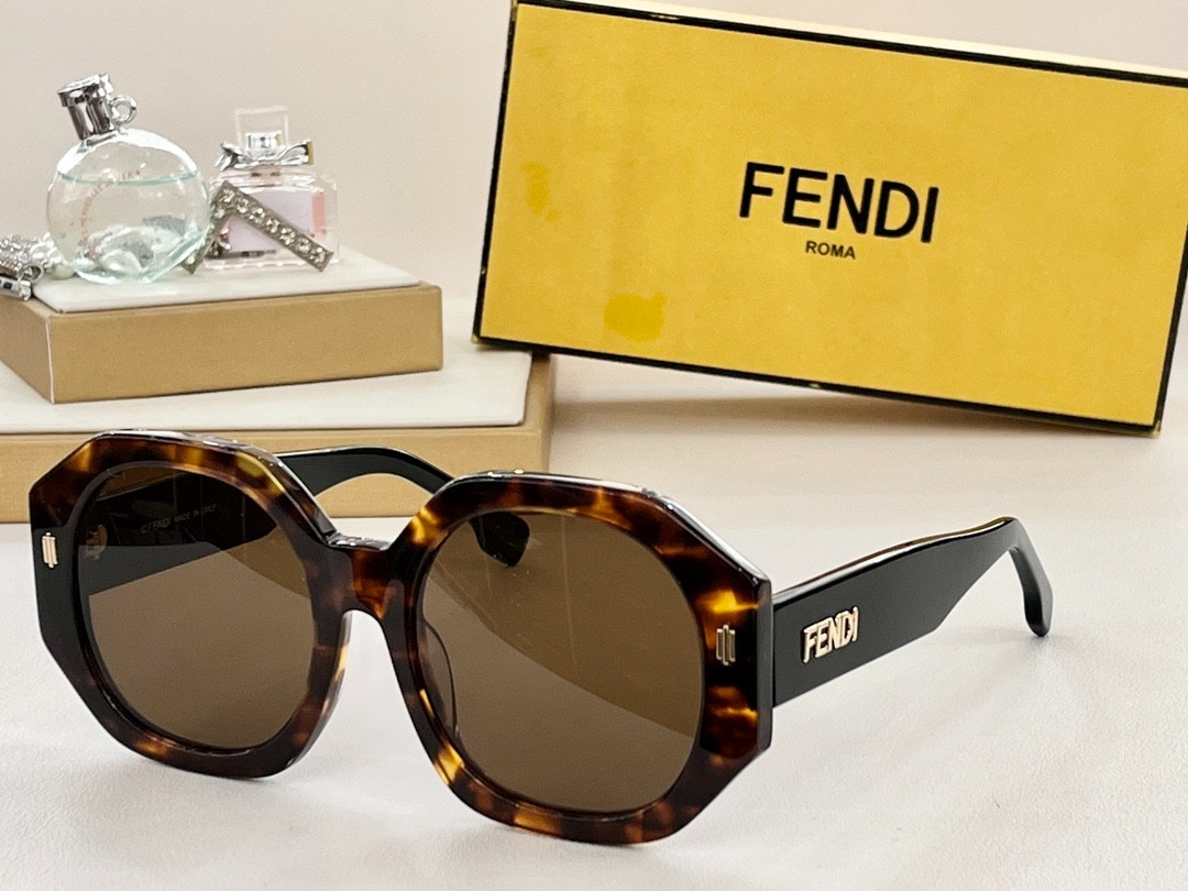 Fendi 01 glasses