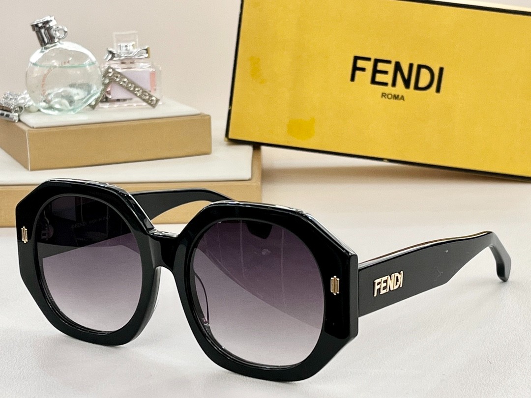 Fendi 01 glasses