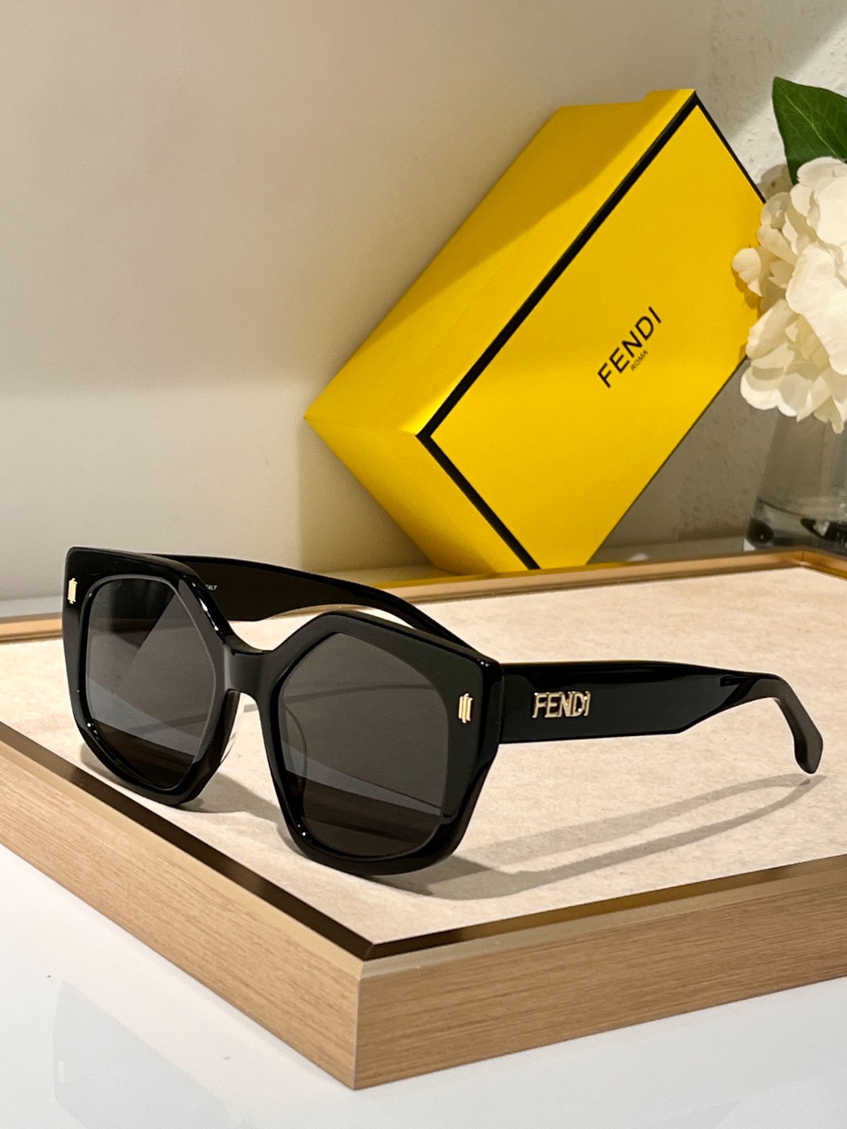 Fendi 01 glasses