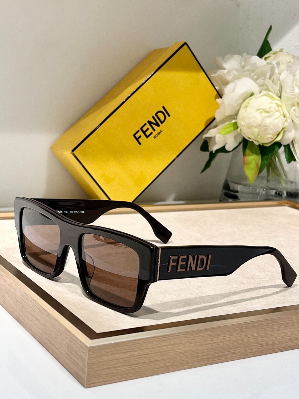 Fendi 01 glasses