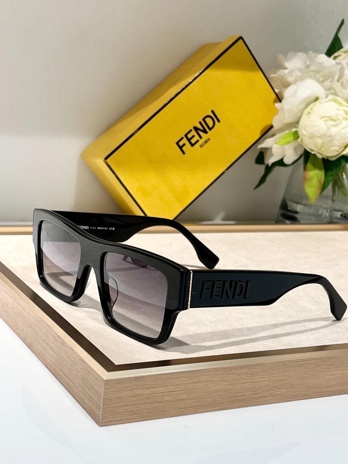 Fendi 01 glasses