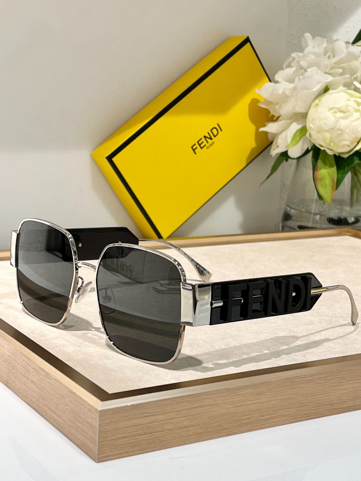 Fendi 01 glasses