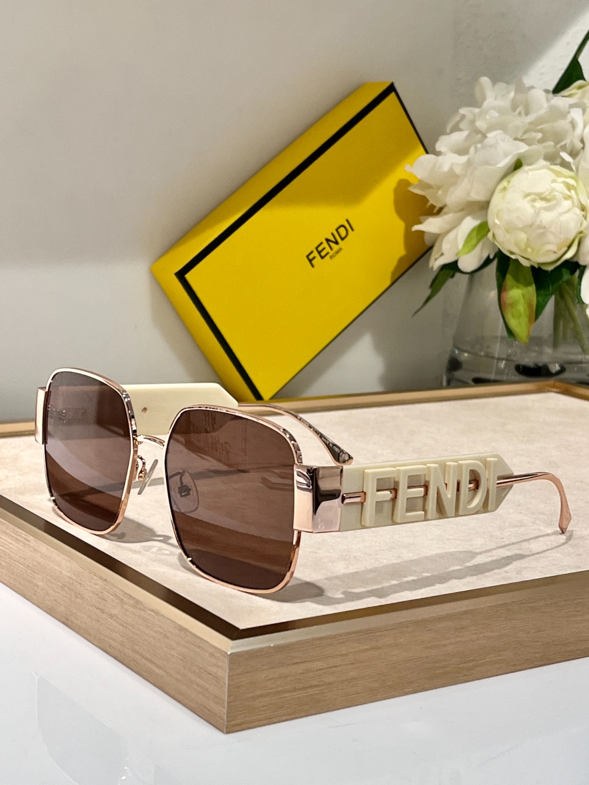 Fendi 01 glasses