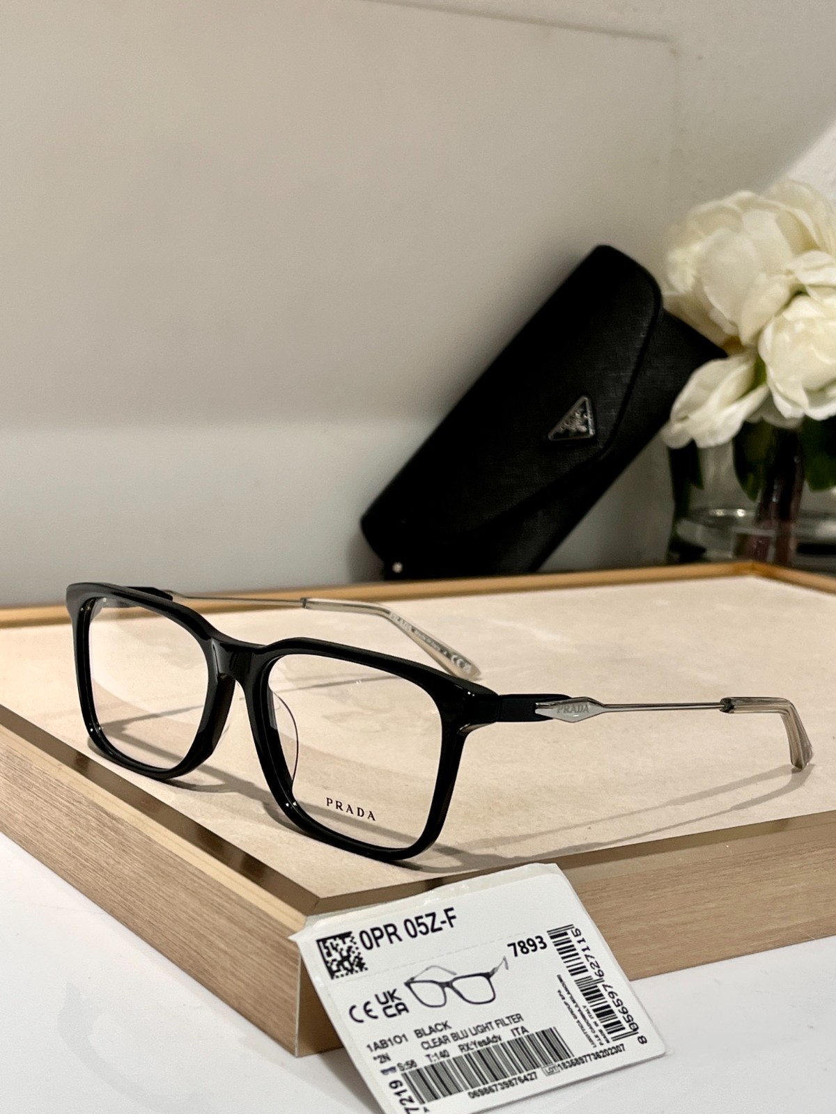 prada 02 glasses