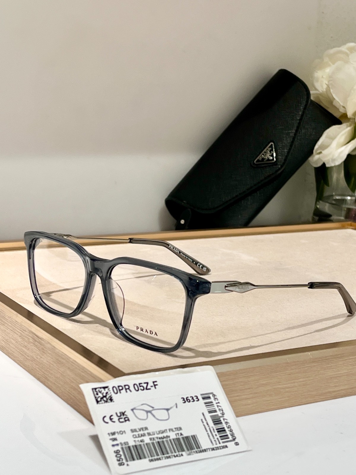 prada 02 glasses