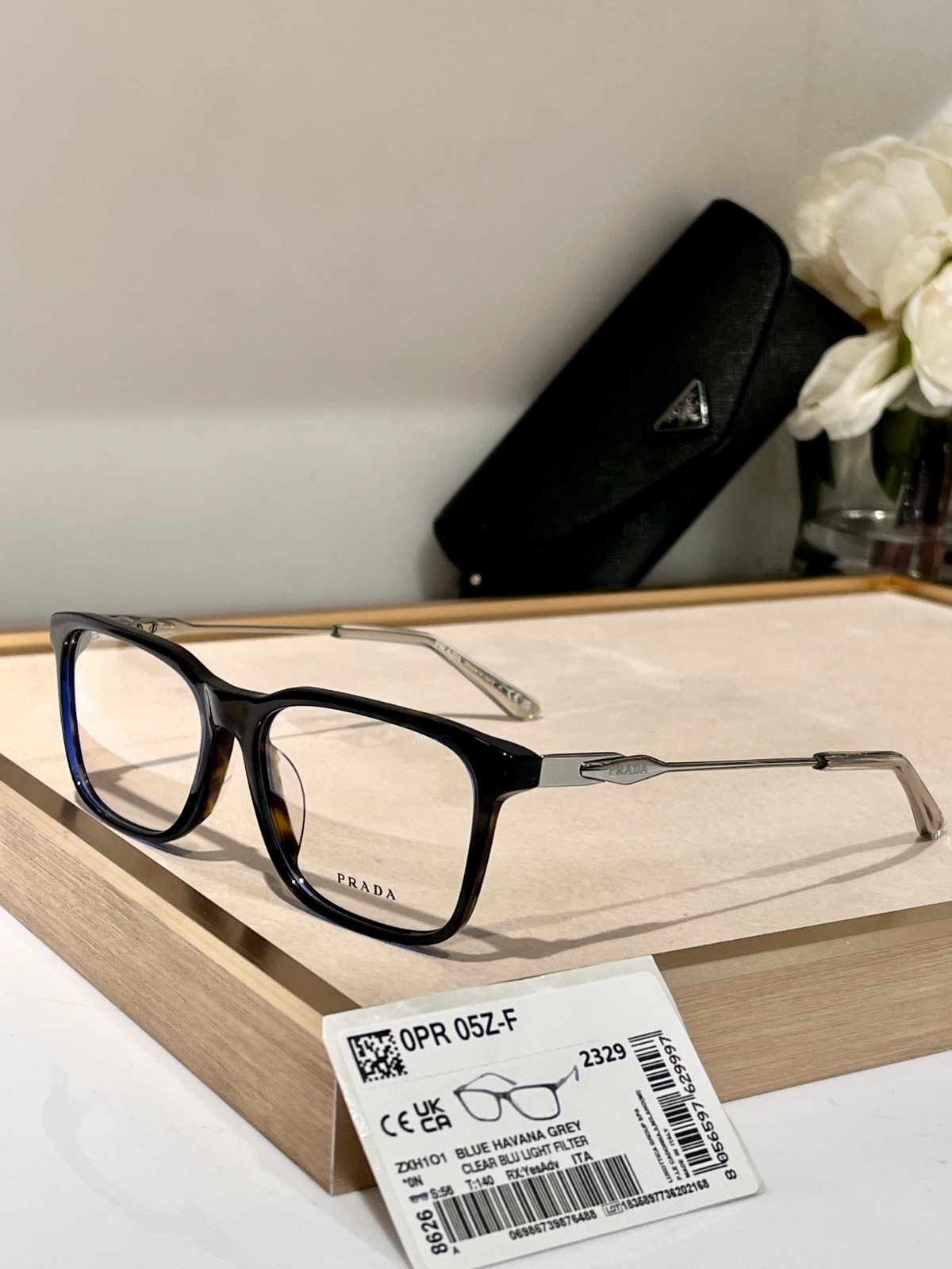 prada 02 glasses