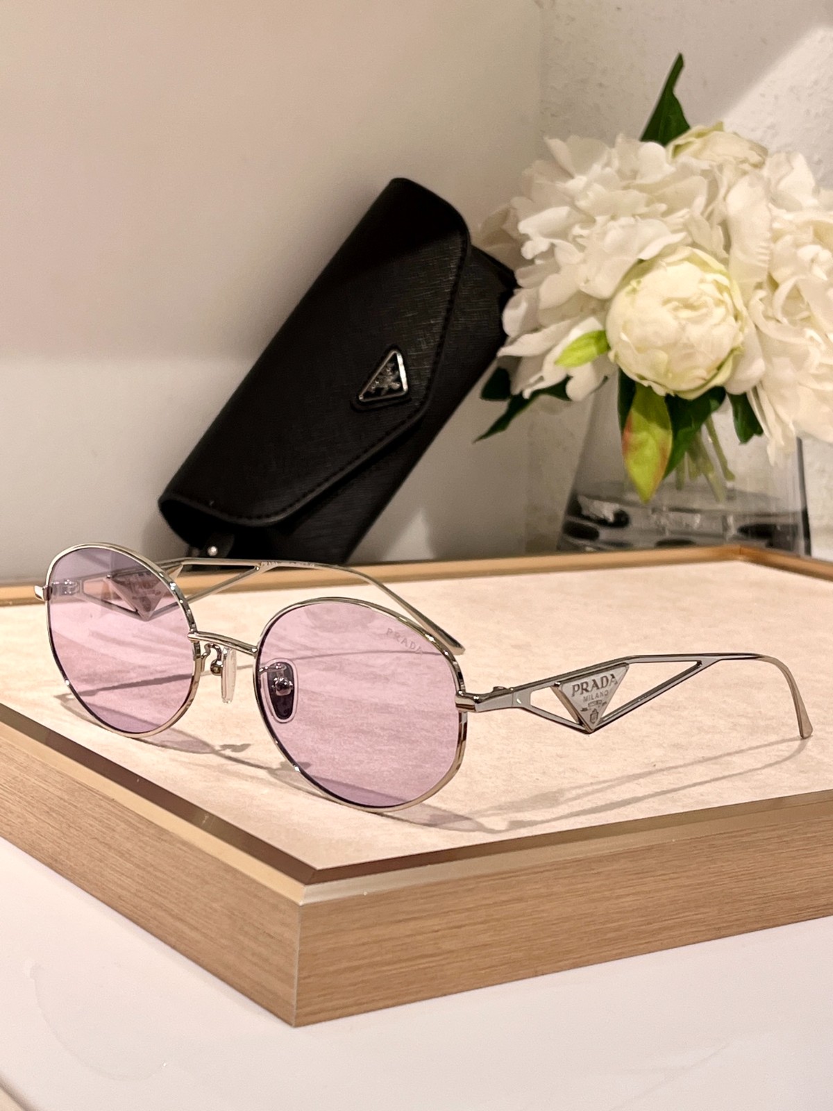 prada 02 glasses