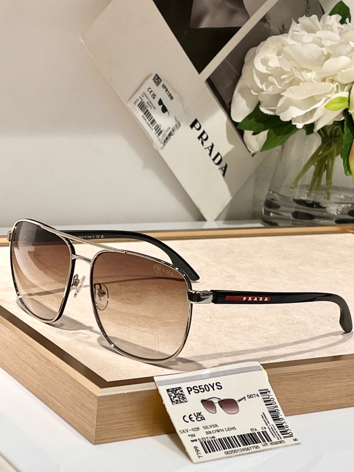 prada 02 glasses
