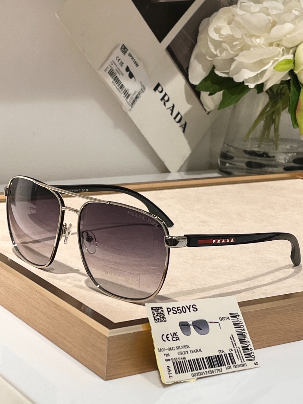 prada 02 glasses