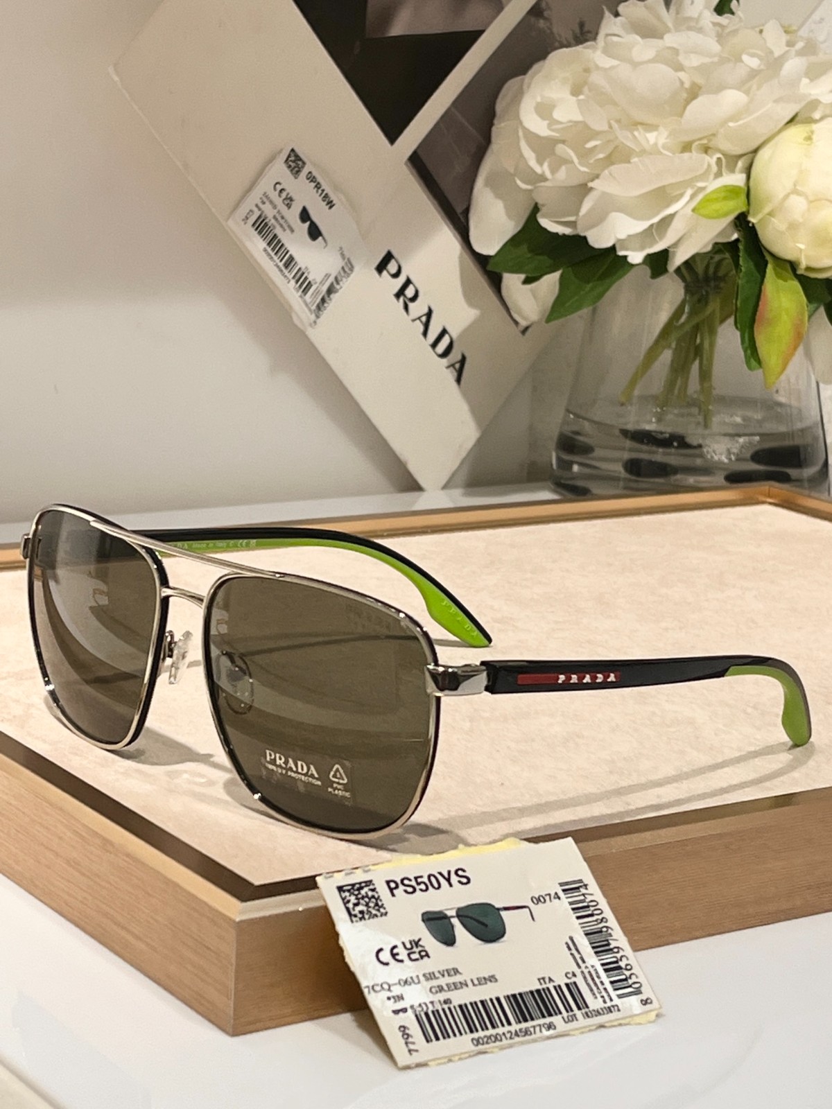 prada 02 glasses
