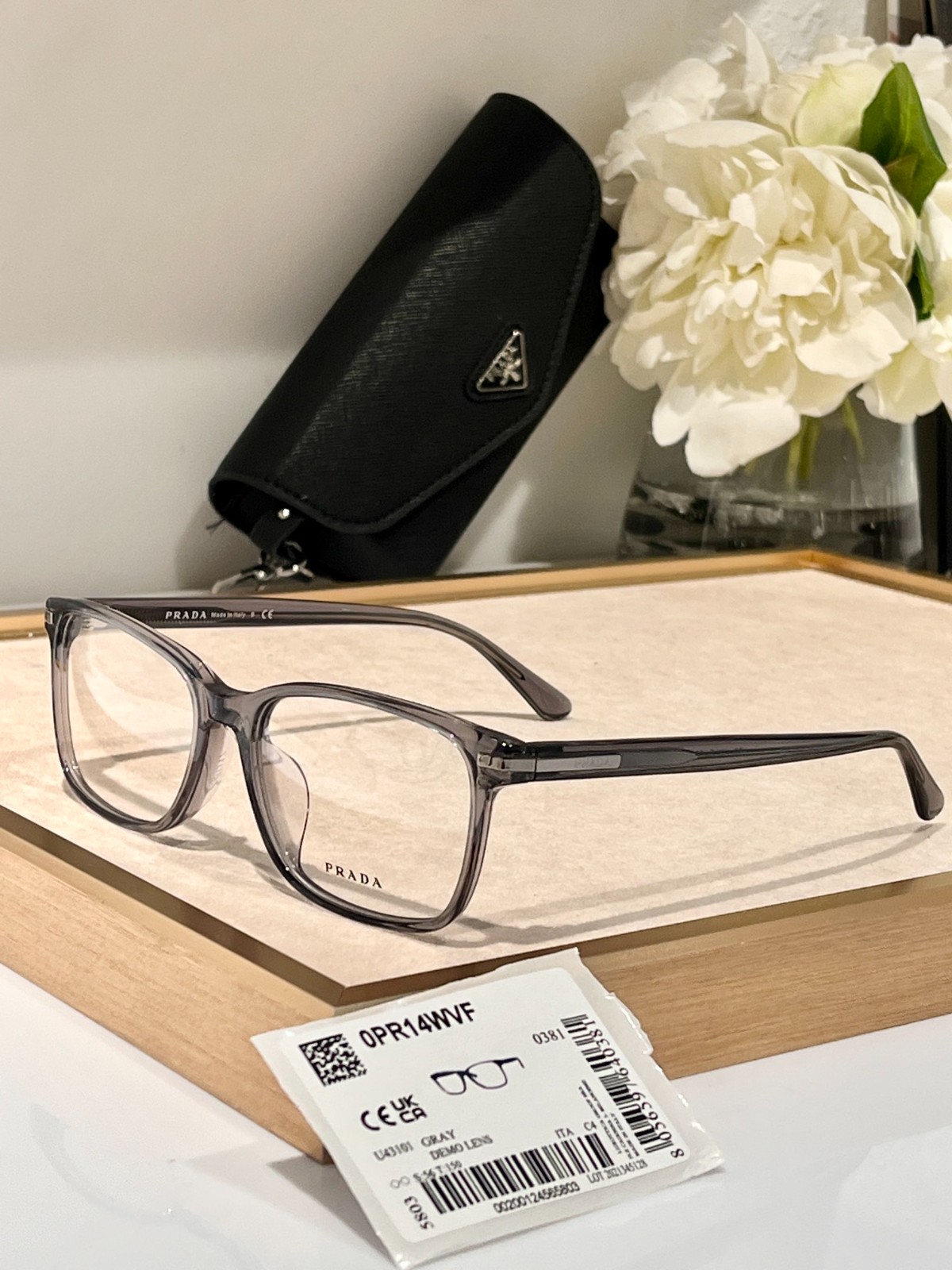 prada 02 glasses