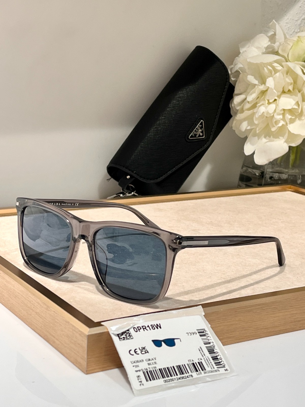 prada 02 glasses