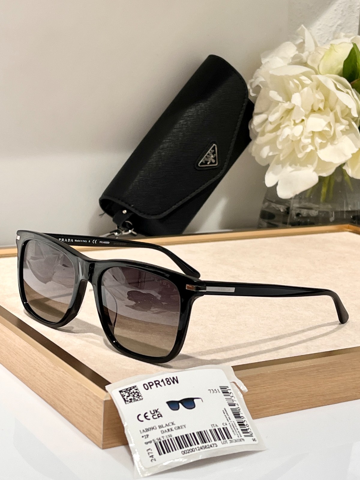 prada 02 glasses