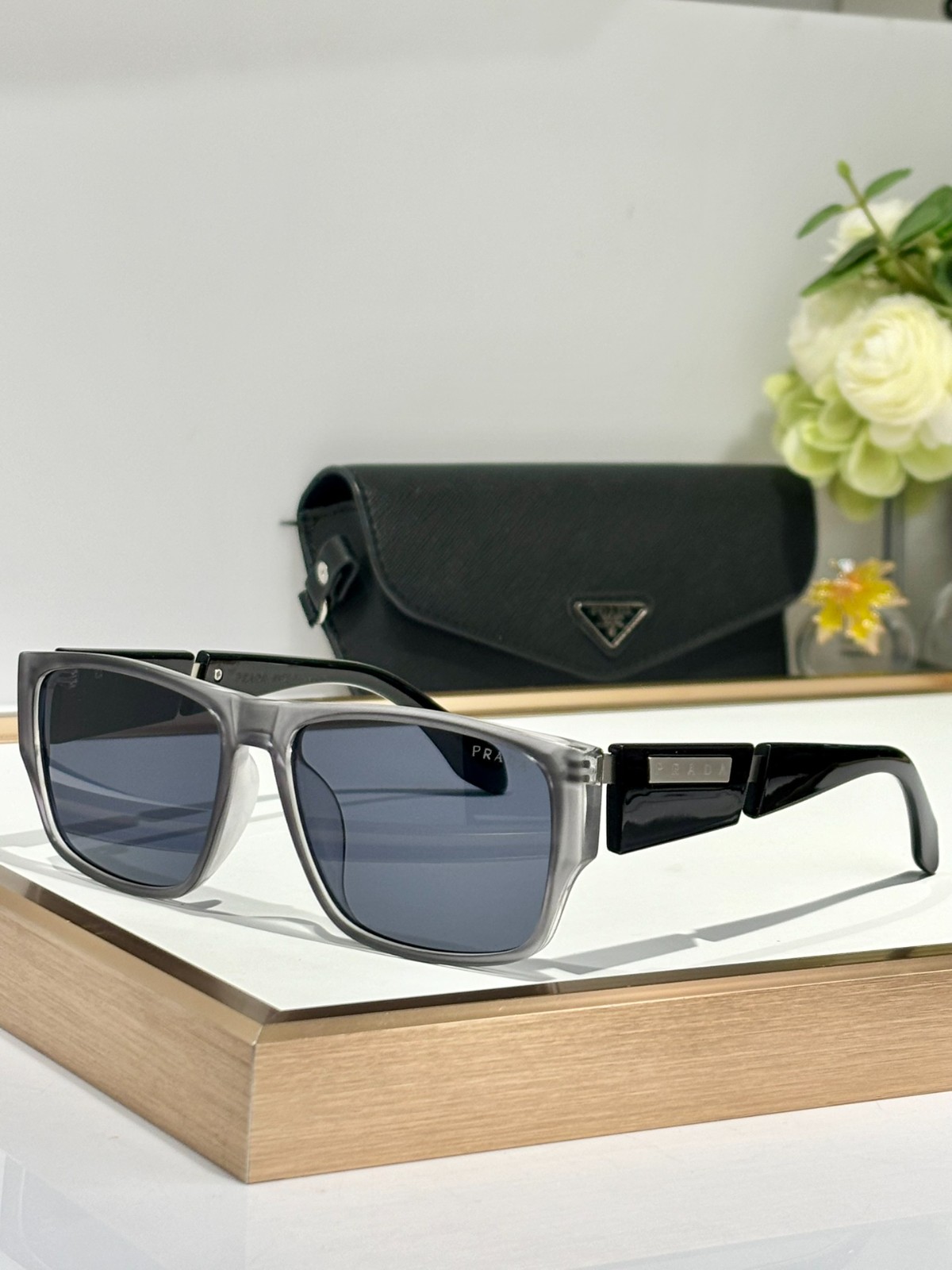 prada 01 glasses