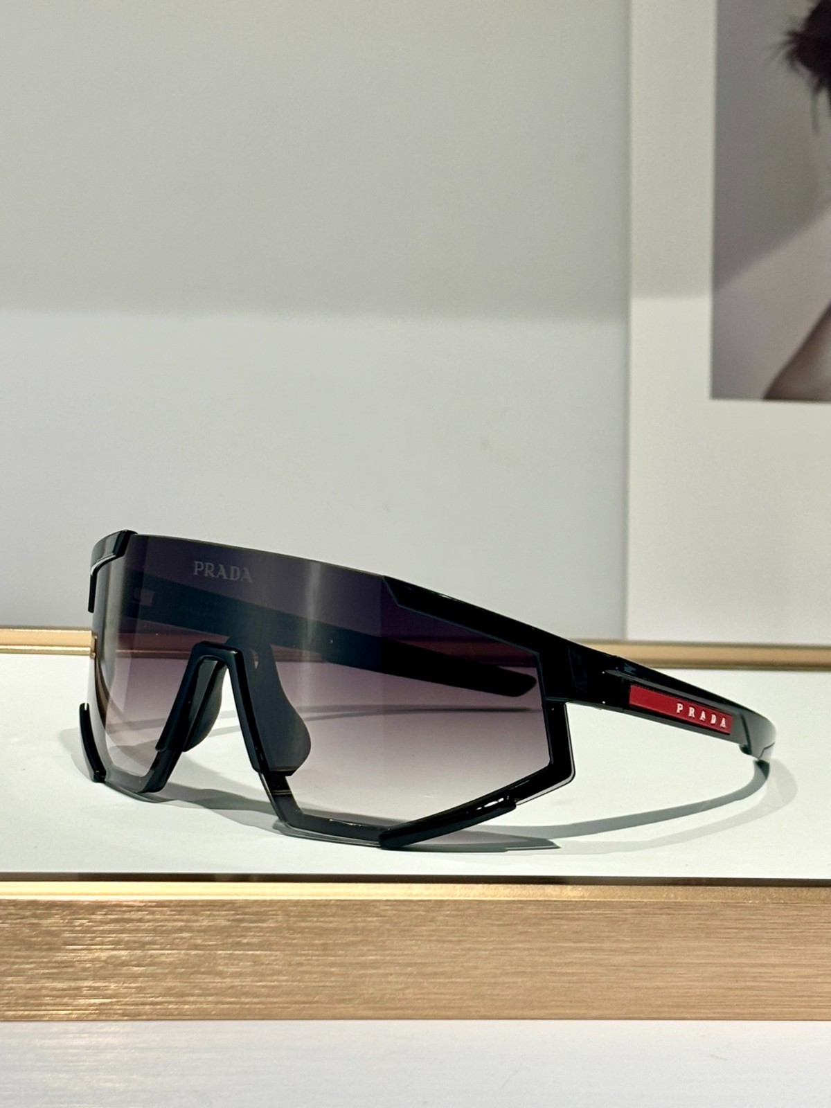 prada 01 glasses