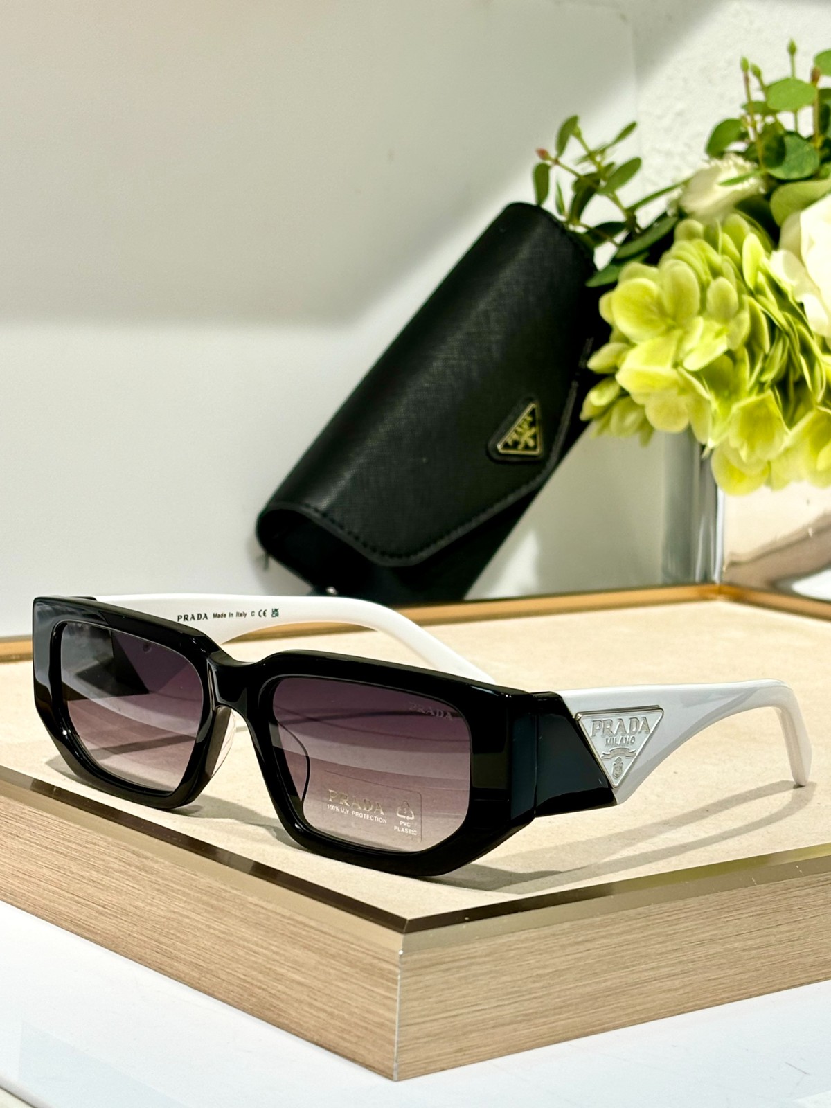 prada 01 glasses